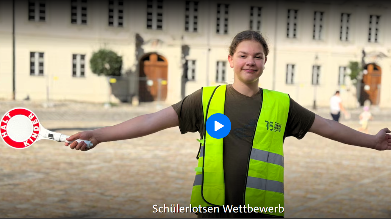 Unser Internatsschüler Pius beim Bezirksentscheid des Schülerlotsenwettbewerbs auf Platz 1